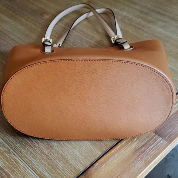 NWOT MICHAEL KORS Camel/Tan Jet Set Medium Tote w/6 pockets - Picture 5 of 11